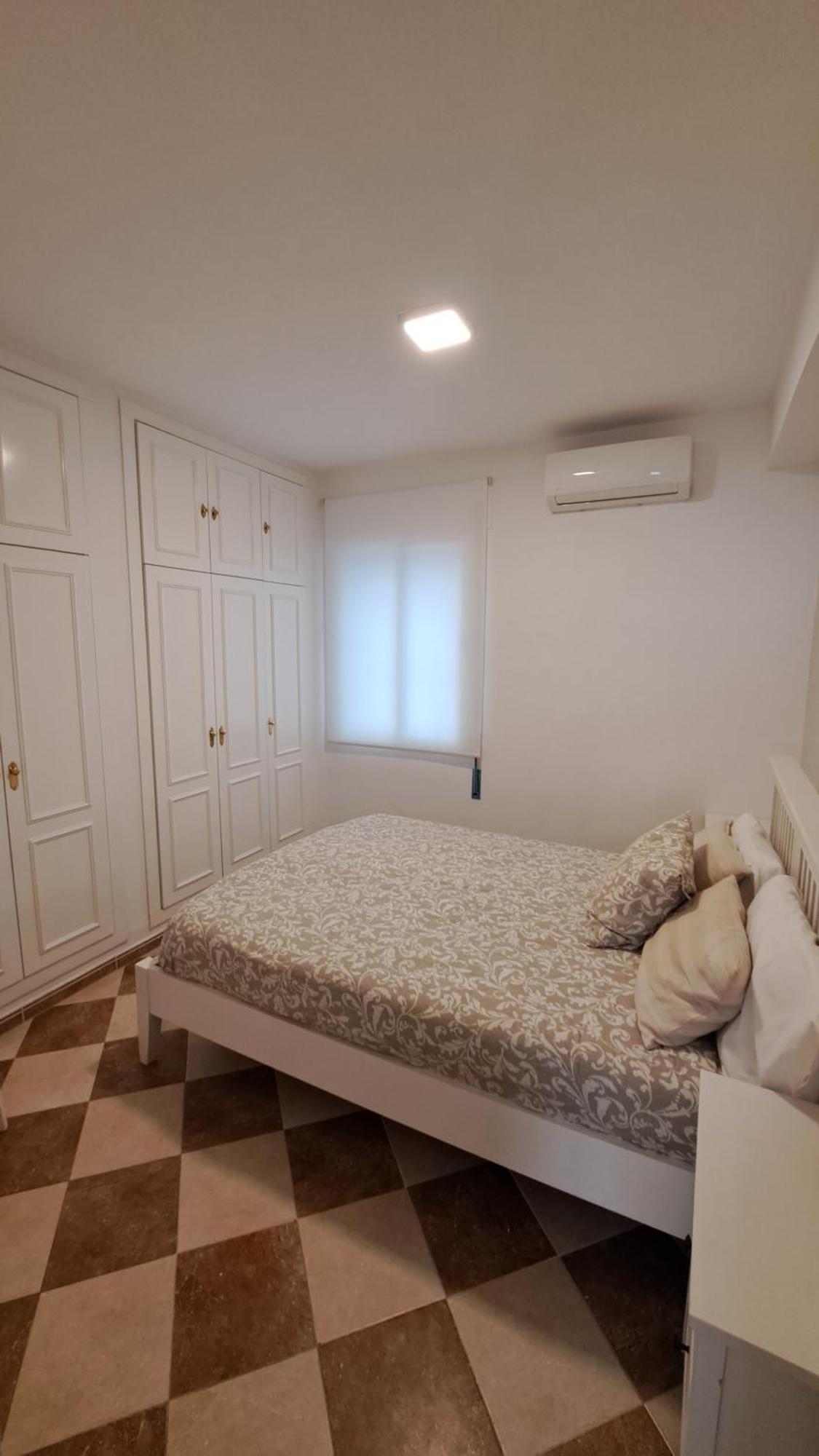 Ms4 Apartamentos Nervion Seville Exterior photo